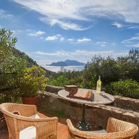 Villa La Casa Di Pietra Massa Lubrense