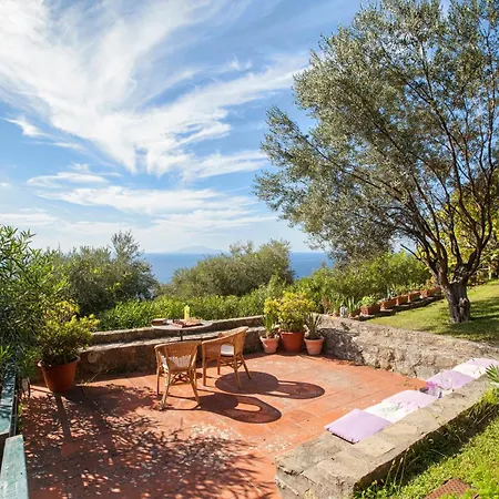 La Casa Di Pietra * Massa Lubrense
