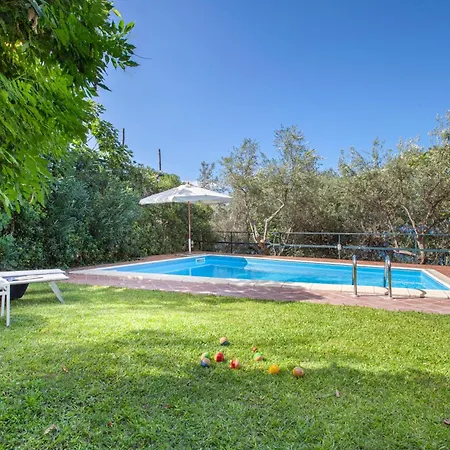 La Casa Di Pietra * Massa Lubrense