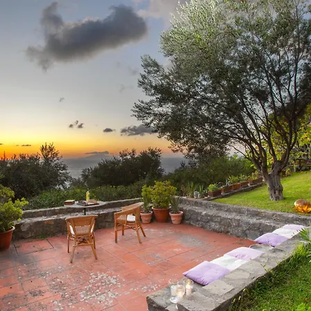 La Casa Di Pietra Massa Lubrense
